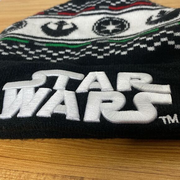 StarWars Lucas Film Ltd. Black Hat from Age 14 and Up - Picture 2 of 5